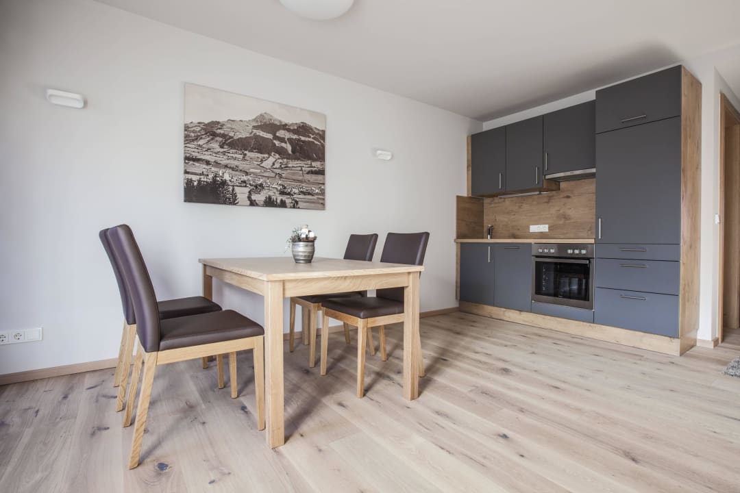 Beispiel Küche Sonnental Residenz - Appartementhaus in Kitzbühel