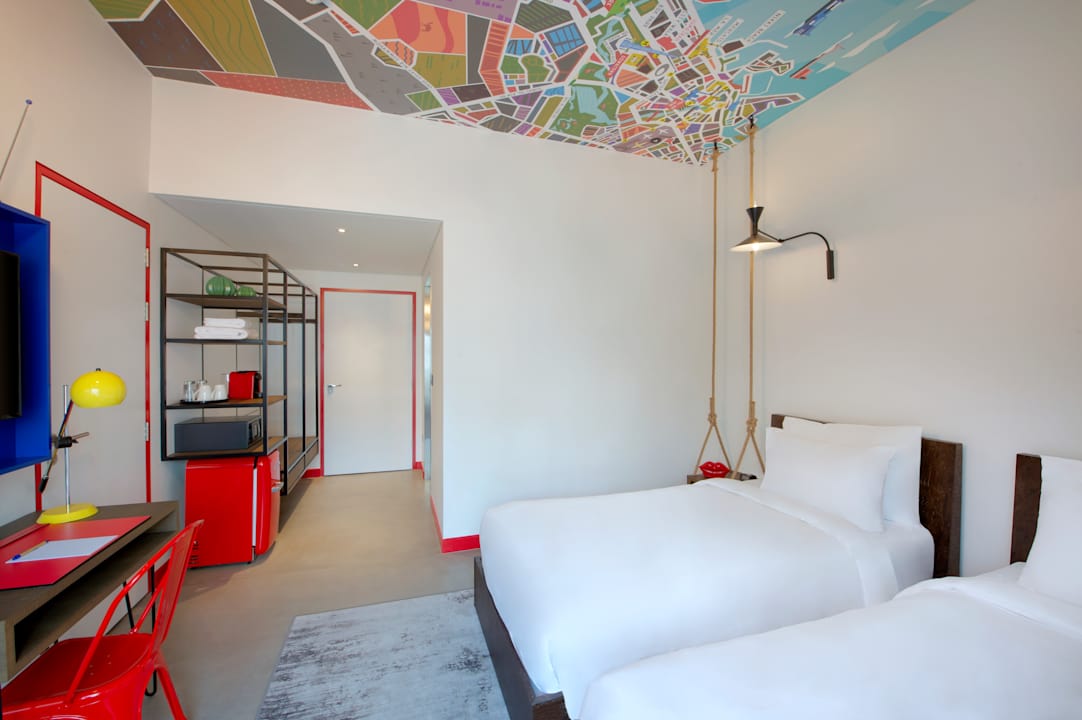 Zimmer Hampton by Hilton Dubai Al Seef