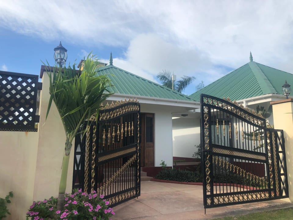 Außenansicht Le Relax Self-Catering Apartments