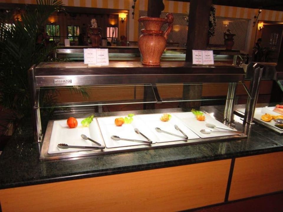 Leider schon 40 min vor Essensende leer BelleVue Dominican Bay