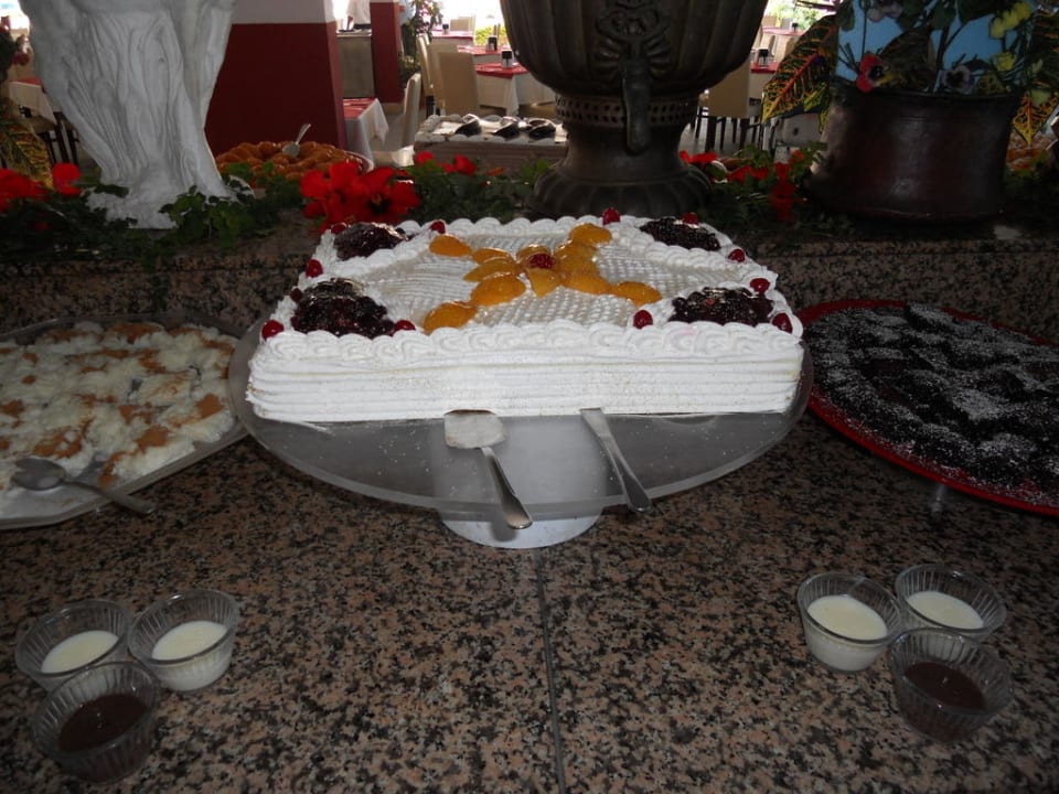 Sehr lecker Club Turtas Beach Hotel