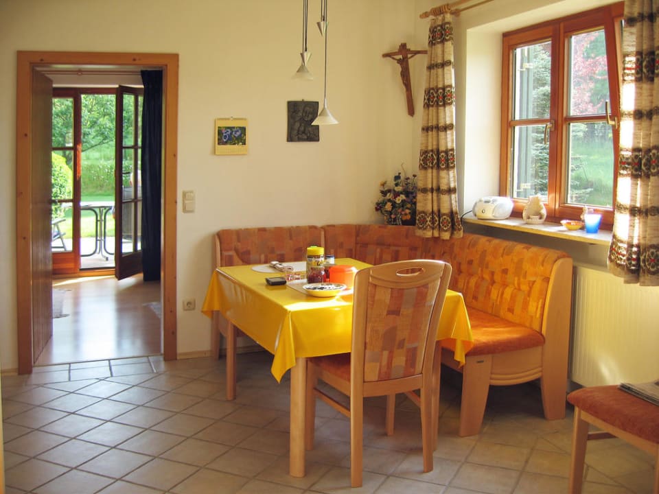 Die Essecke in der Wohnküche Ferienwohnung Thaller