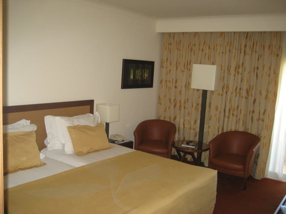 Zimmer PortoBay Falésia