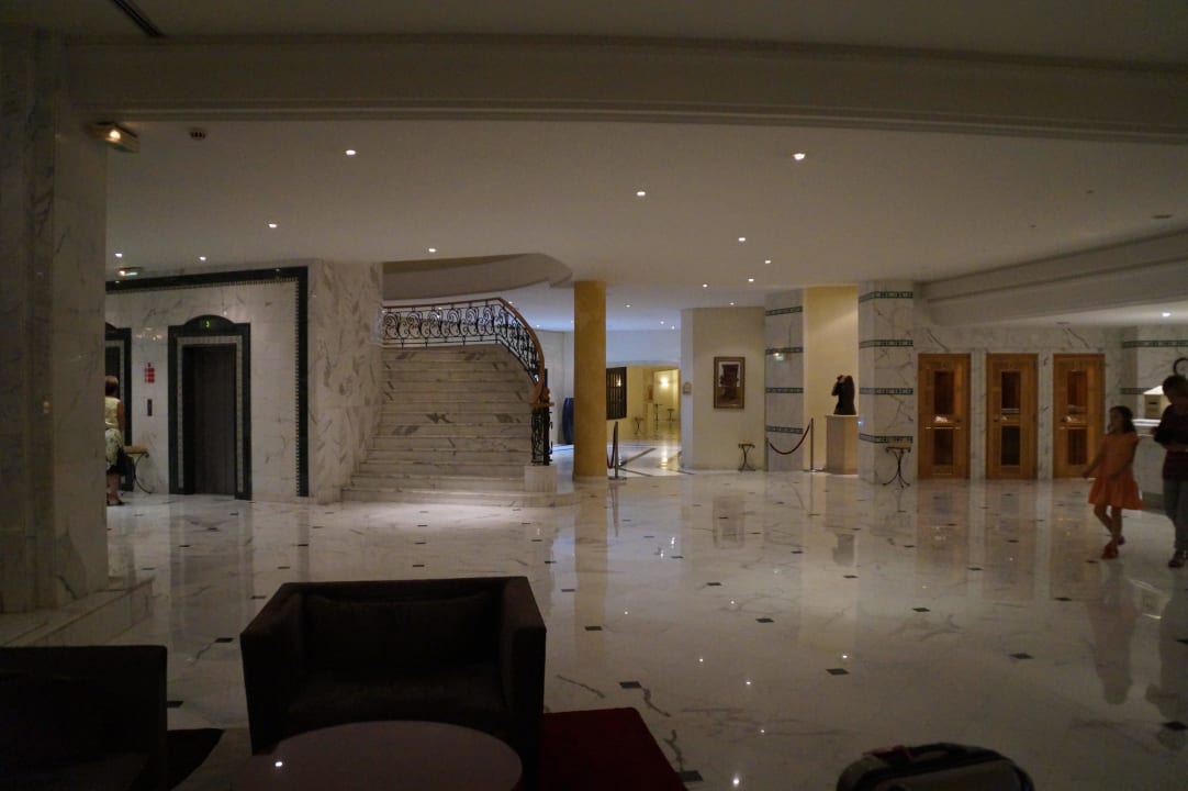 Treppe und Fahrstul Oceana Hotel & Spa
