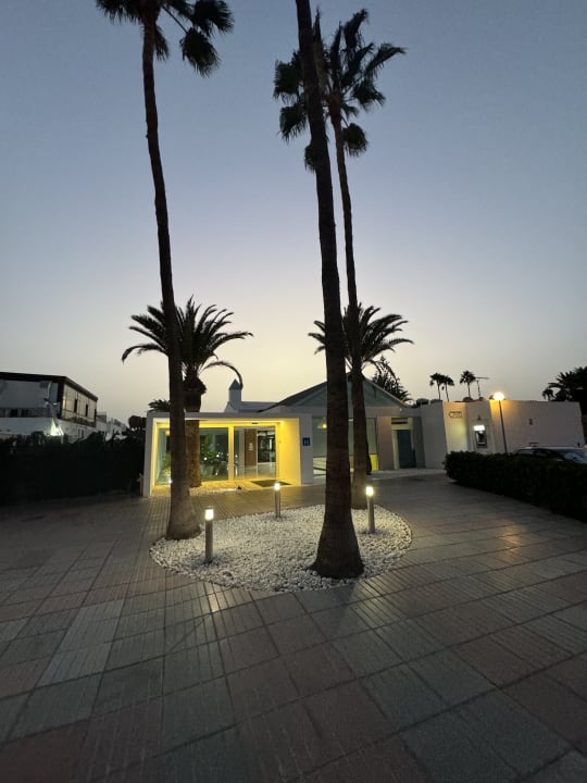 Außenansicht Canary Garden Club