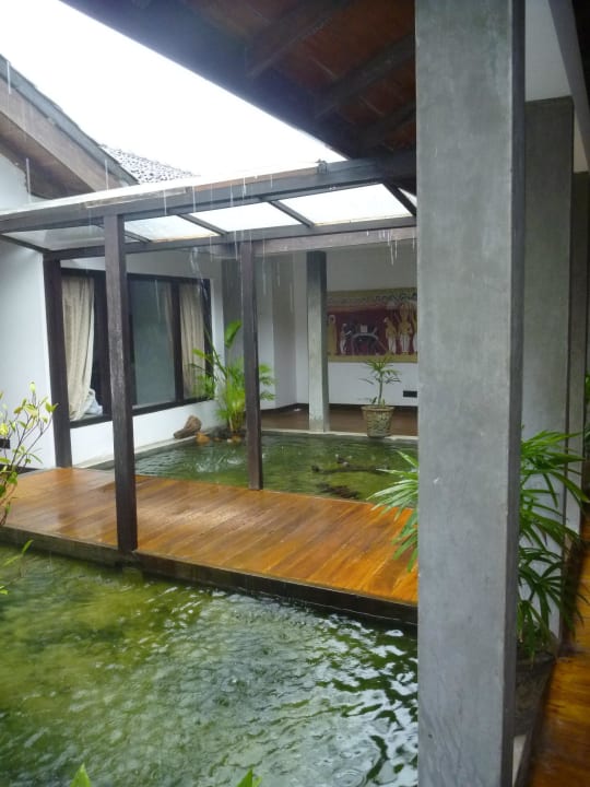 Weg zu Sportcenter Earl’s Reef Beruwala