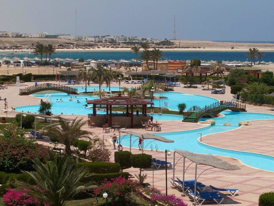 Schöne Anlage Malikia Resort Abu Dabbab