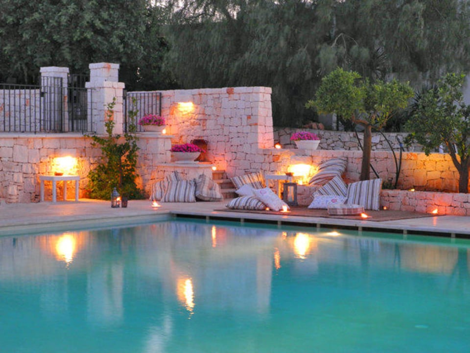 Piscina masseria salinola Hotel Masseria Salinola