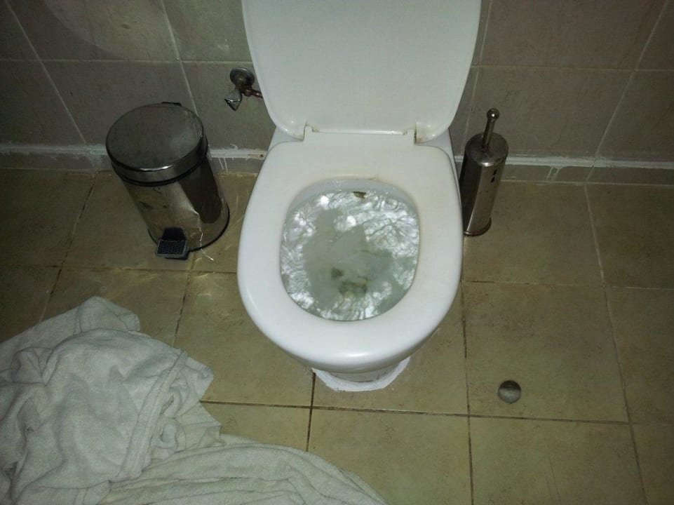 Verstopfte Toiletten Blend Club Aqua Resort