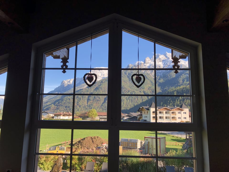 Ausblick Waidringer Hof · 1. Tiroler Glückshotel
