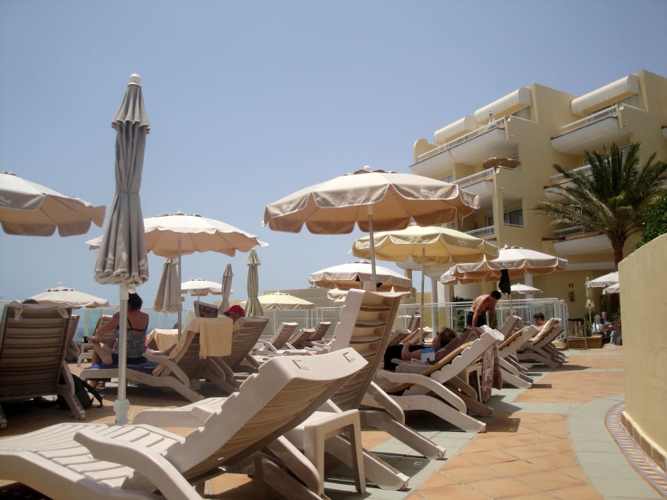 Liegen am Pool Hotel Riu Palace Jandia