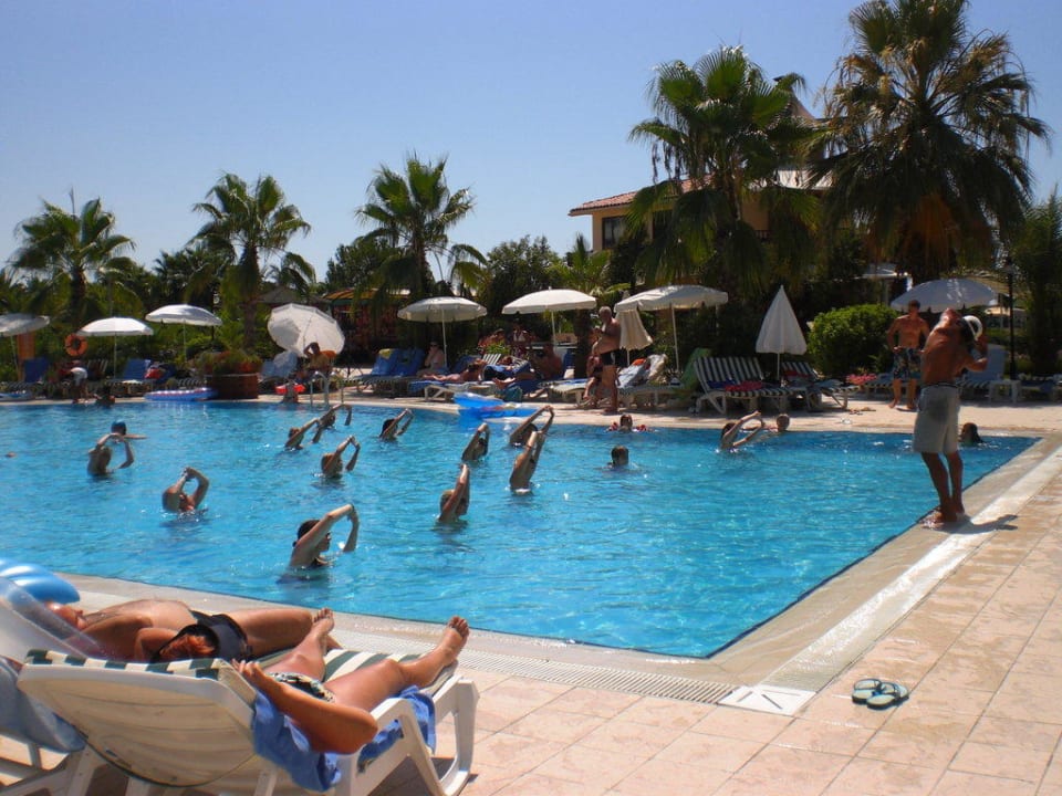 Wassergymnastik mit Robin Bella Resort & Spa