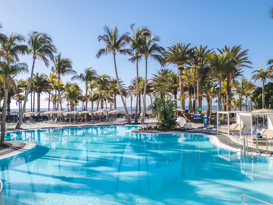 Pool Hipotels La Geria