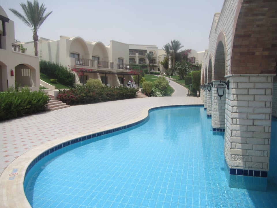 Pool JAZ Belvedere Resort