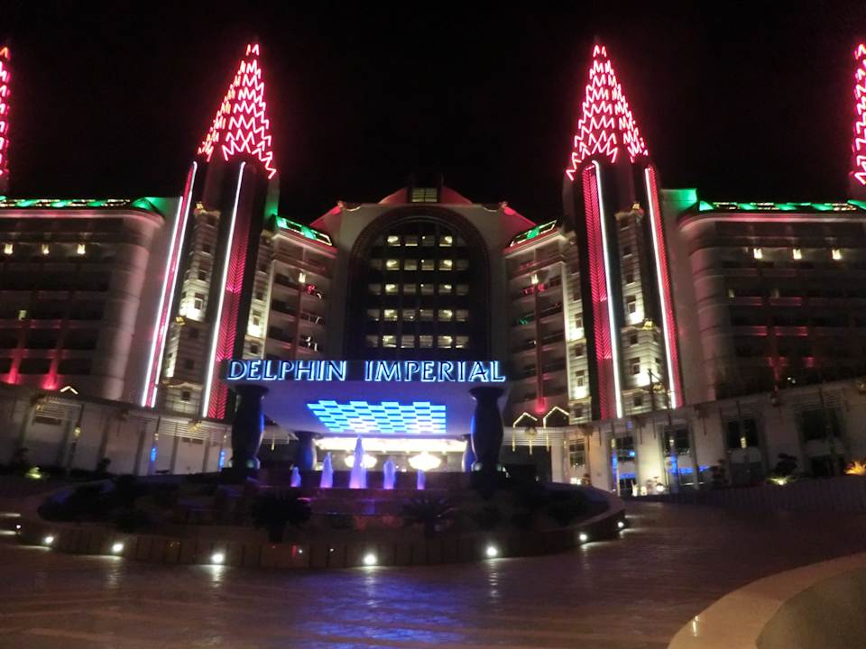 Hotel am Abend Hotel Delphin Imperial