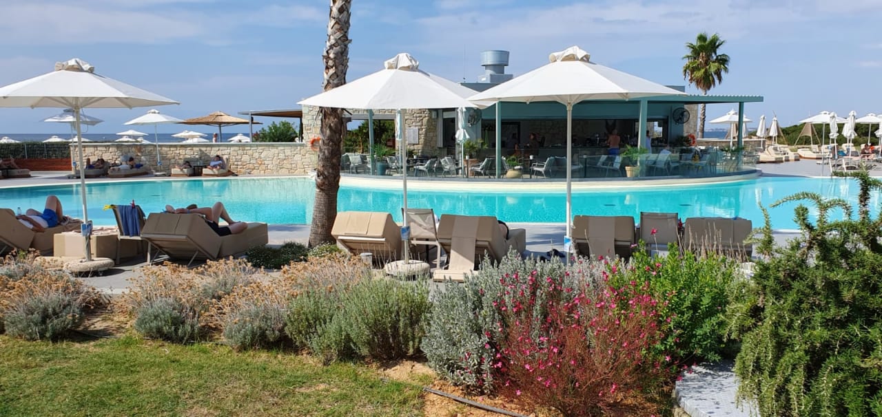 Pool Portes Lithos Luxury Resort