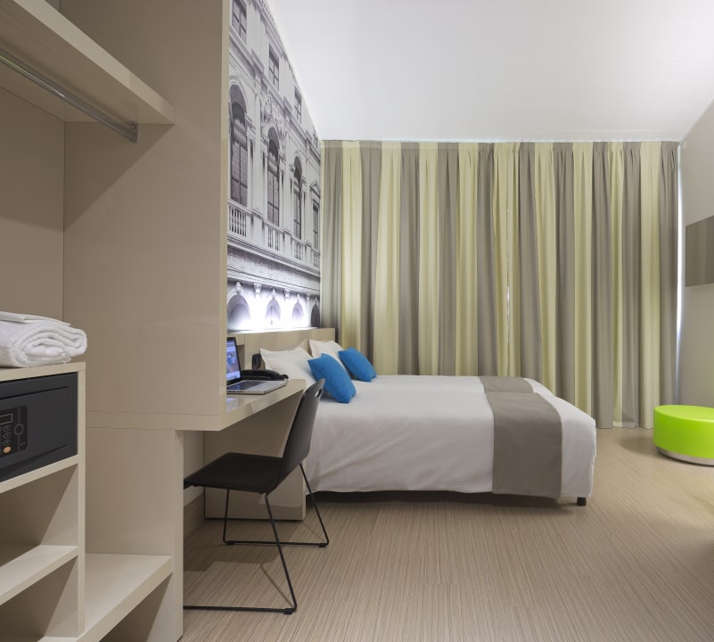 Zimmer B&B Hotel Bergamo