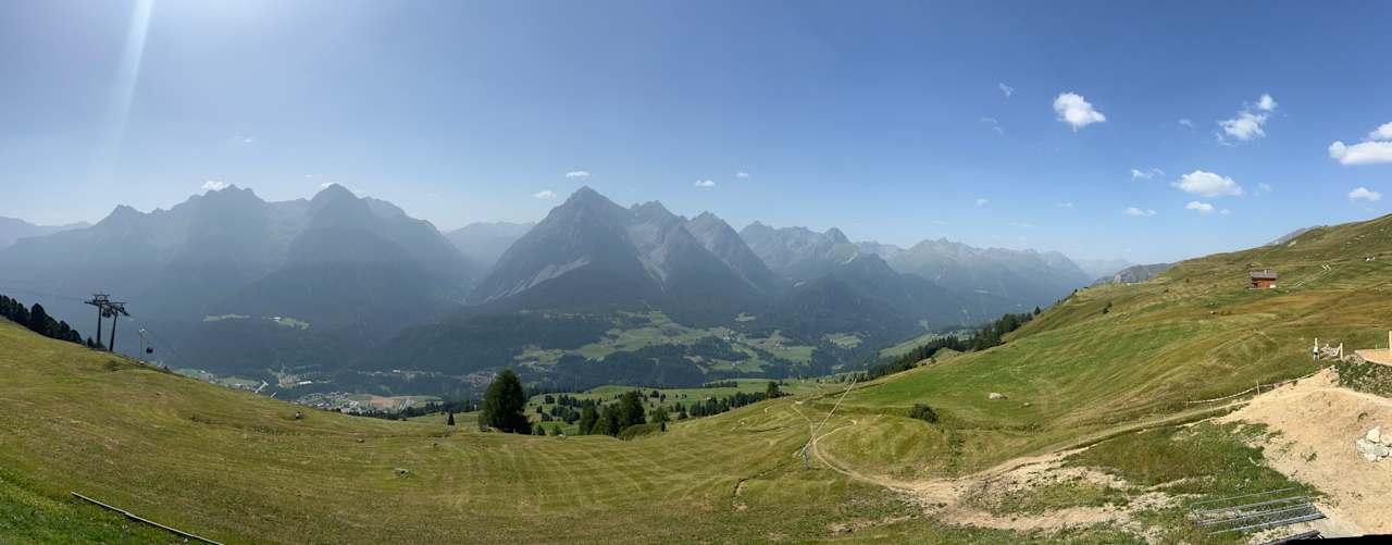 Ausblick Relais & Châteaux Schlosshotel Chastè - Scuol Tarasp