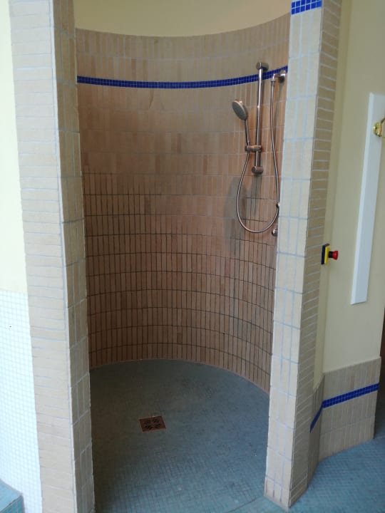 Pool Wellnesshotel Allmer