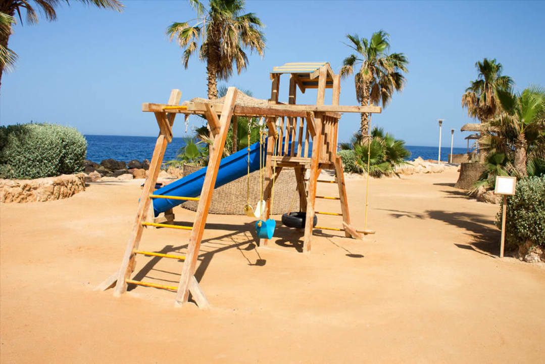 Spielplatz an Strand  Pickalbatros Citadel Resort