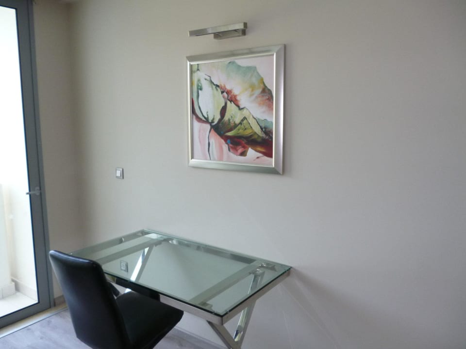 Extra Schreibtisch Atrium Platinum Luxury Resort Hotel & Spa