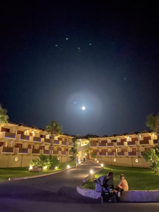 Außenansicht Hotel Kalithea Horizon Royal