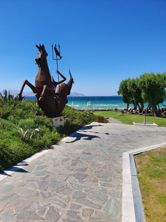 Gartenanlage Neptune Luxury Resort