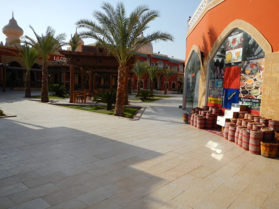 Restaurantbereich Pickalbatros Alf Leila Wa Leila Resort - Neverland Hurghada