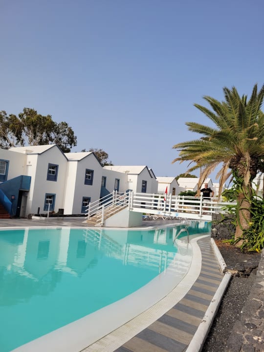 Pool Apartamentos LIVVO Morromar