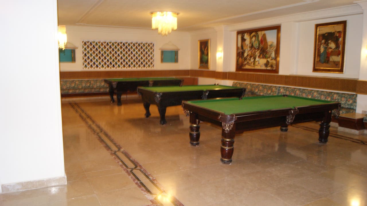 Billiardtische im Hotel Pickalbatros Alf Leila Wa Leila Resort - Neverland Hurghada