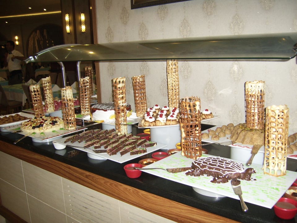 Super Kuchenbuffet Annabella Diamond Hotel & Spa