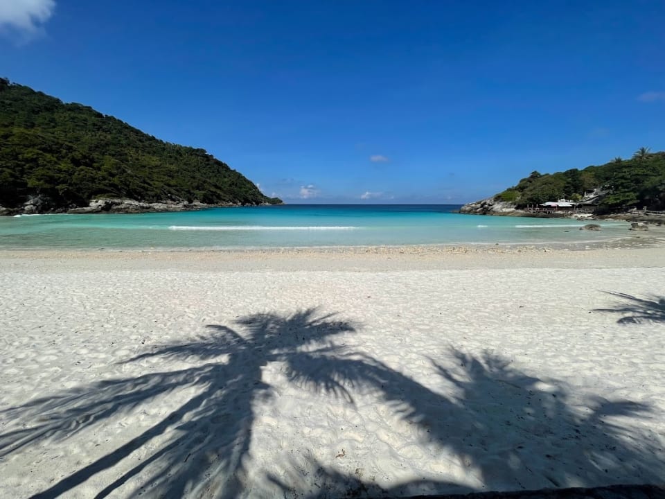 Strand Hotel The Racha