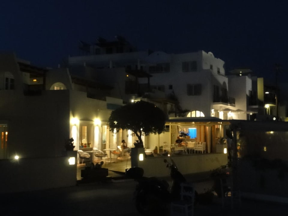 Nacht,s Hotel Nissaki Beach