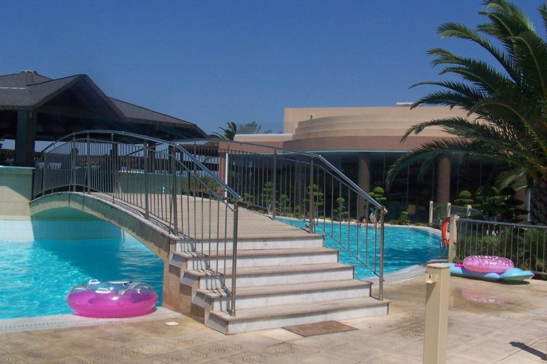 Pool, italienisches Restaurant und Poolbar Sandy Beach Hotel & Family Suites