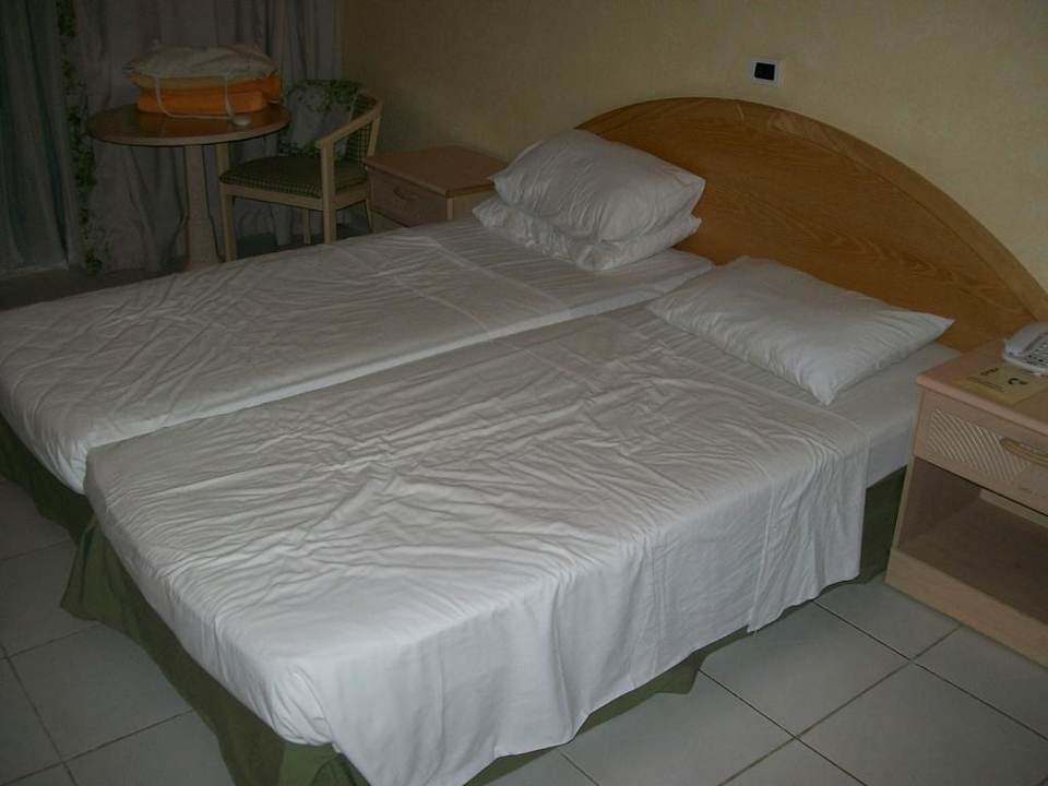 No: 1228 Ghazala Gardens