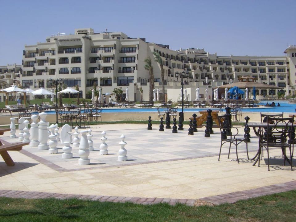 Schach am Pool Steigenberger ALDAU Beach Hotel