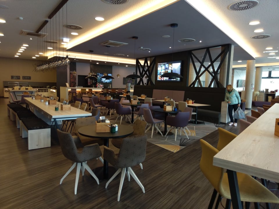 Gastro Holiday Inn – the niu, Air Frankfurt Messe