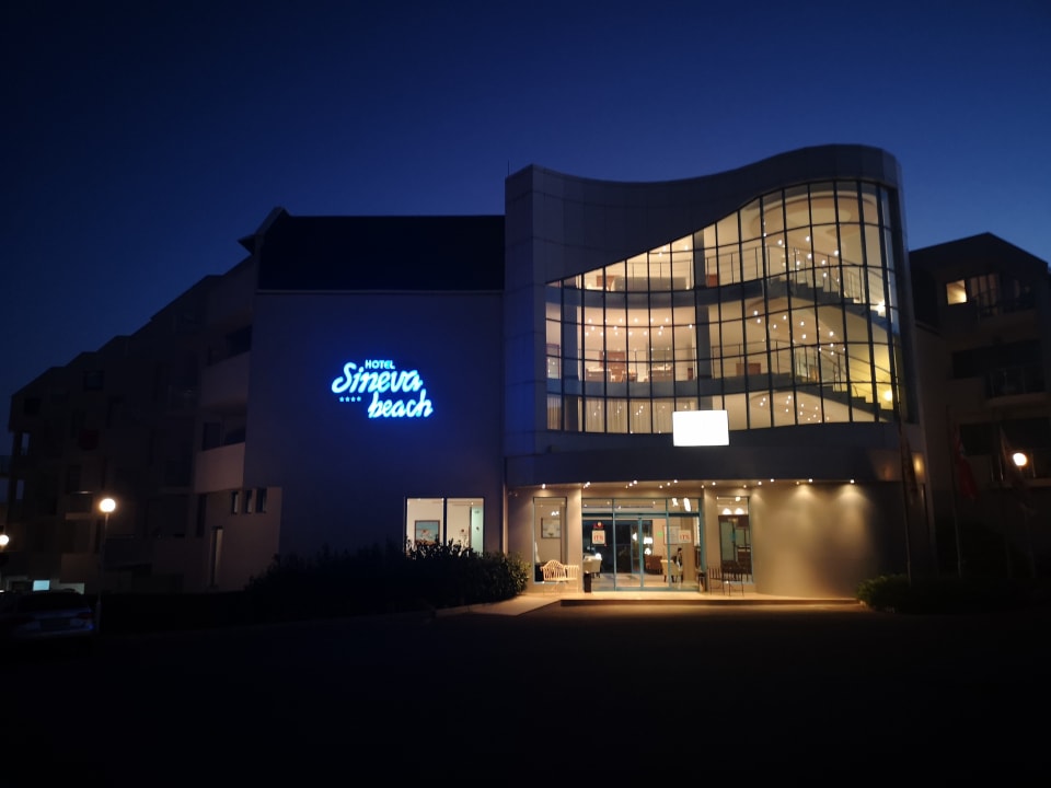 Außenansicht Hotel Sineva Beach