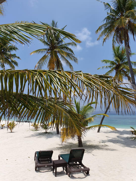 Strand Kuredu Island Resort & Spa