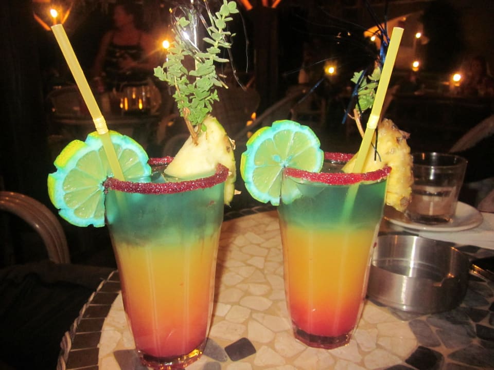 Lecker Hotel Kalithea Horizon Royal