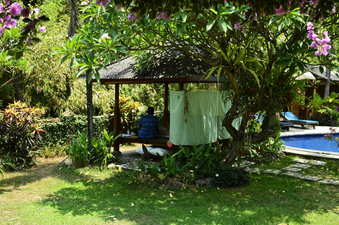 ....Massage Saraswati Holiday House