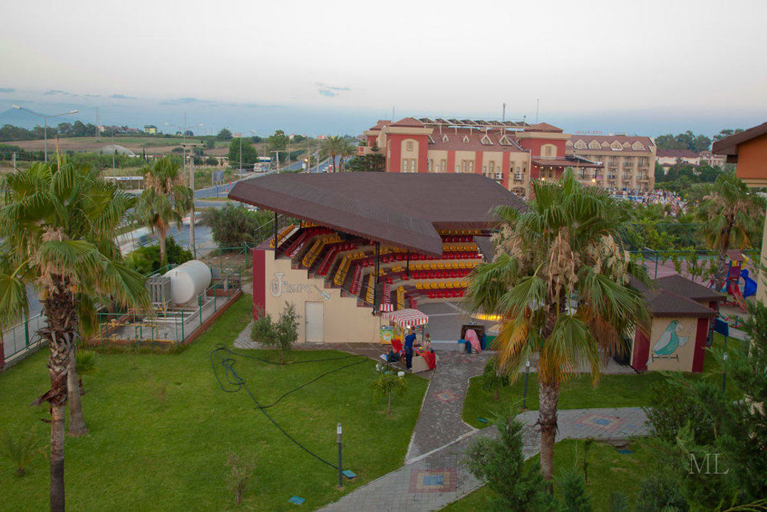 Amphitheater Hotel Orfeus Park
