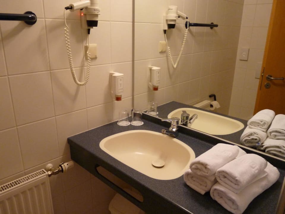 Badezimmer im Brackweder Hof Hotel Brackweder Hof