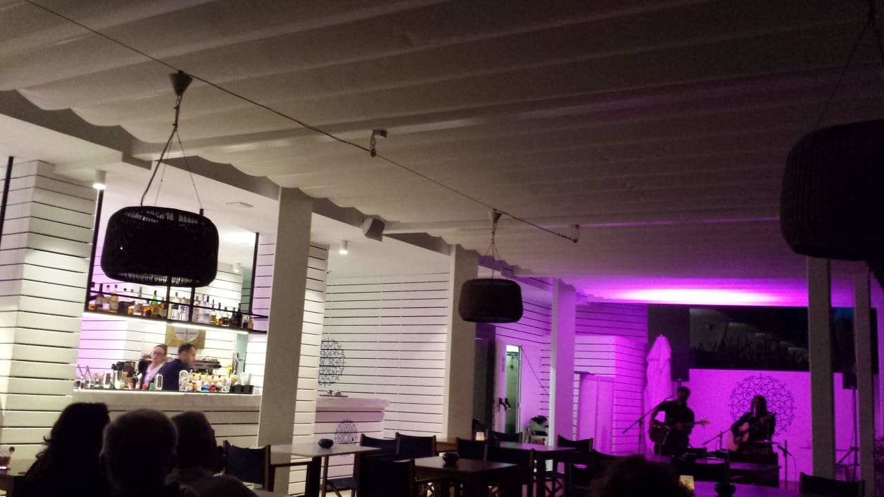 Abendprogramm im Cape Nao Meliá Cala Galdana