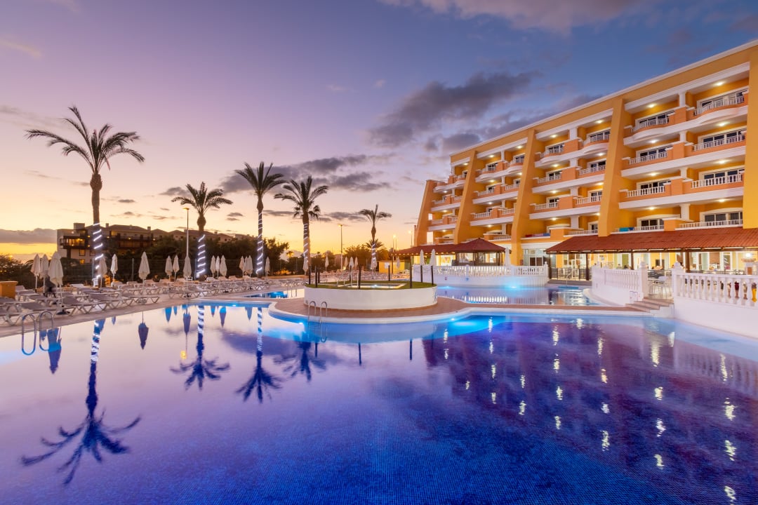 Pool Chatur Playa Real Resort