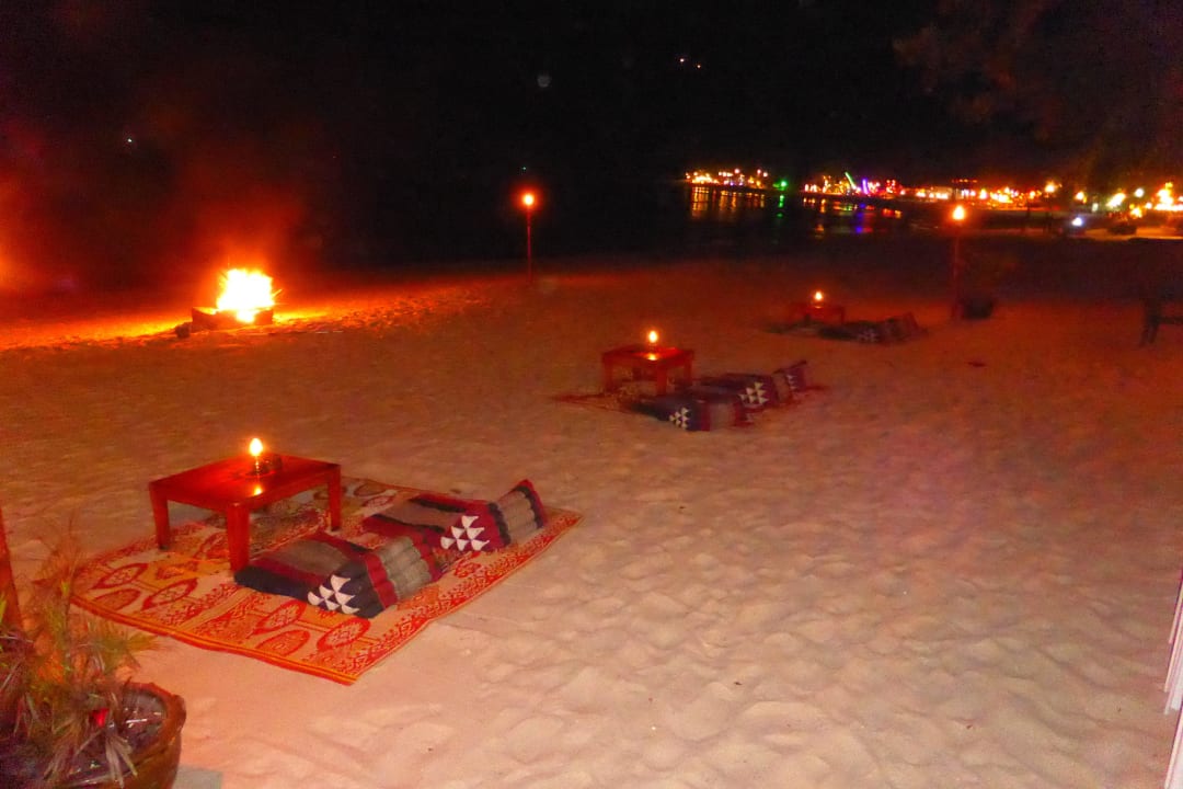 Direkt am Strand, Wellenrauschen inklusive... Hotel Dreamland Resort