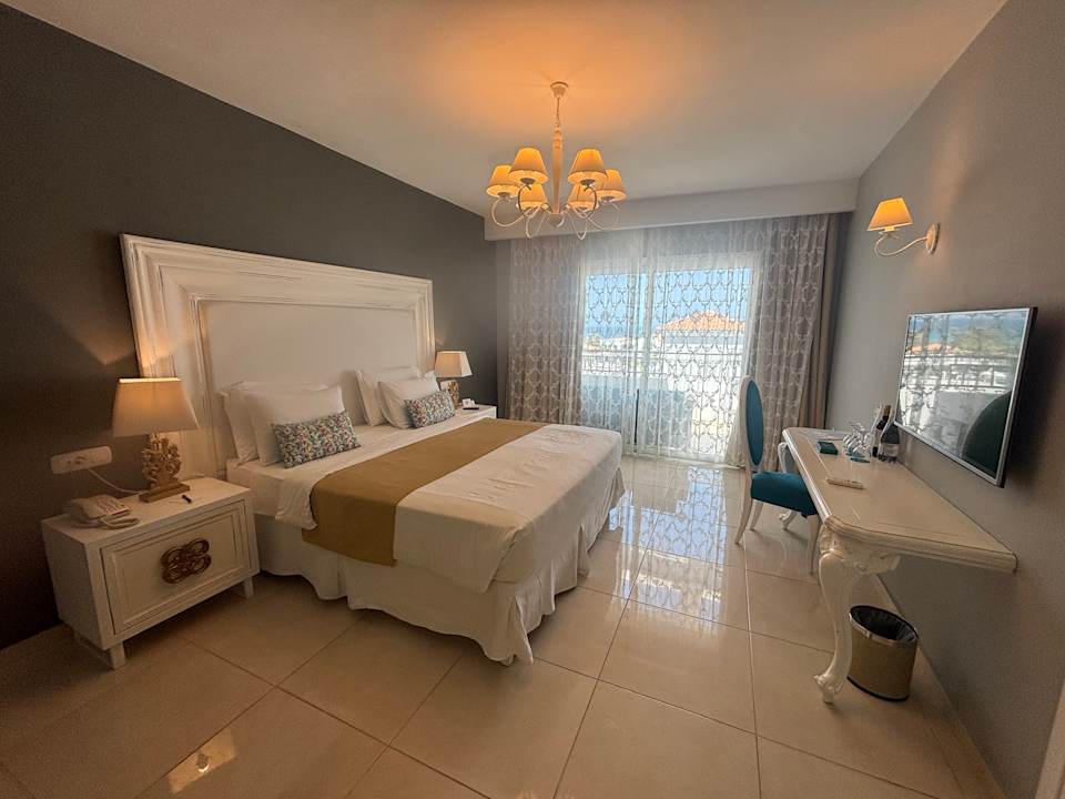 Zimmer Anemos Luxury Grand Resort