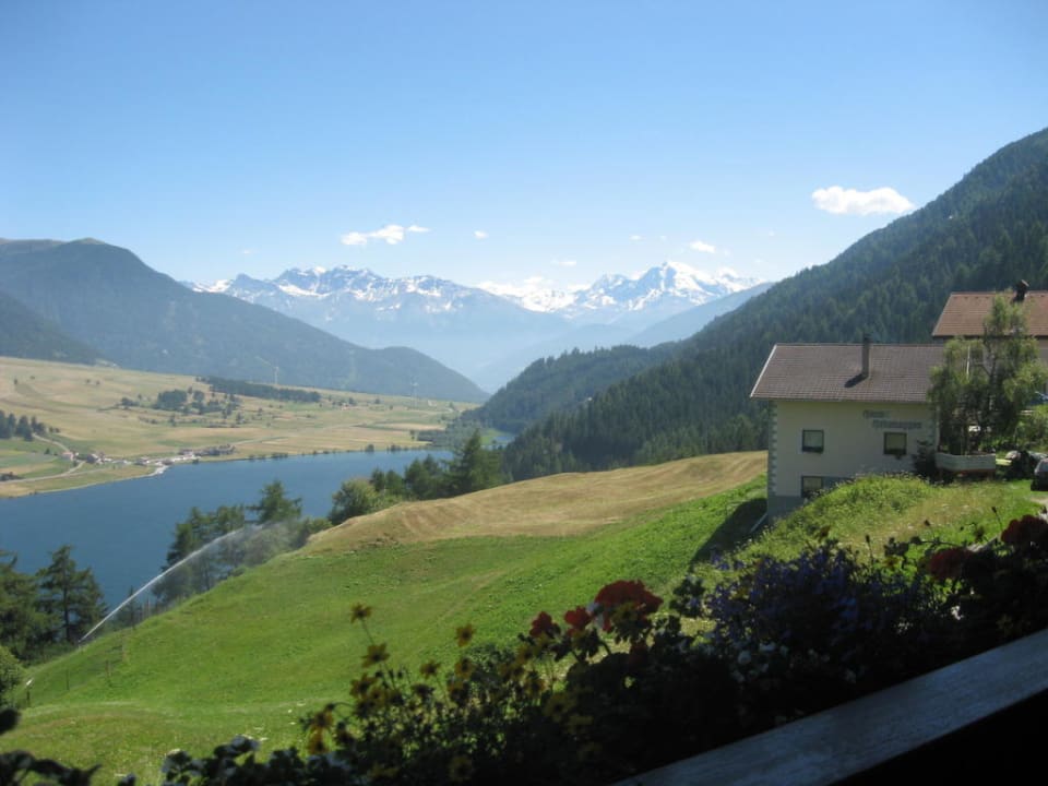 Ausblick aus den Zimmern Berghotel Plagött