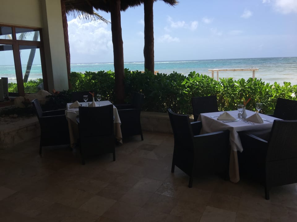 Gastro Akumal Bay Beach & Wellness Resort