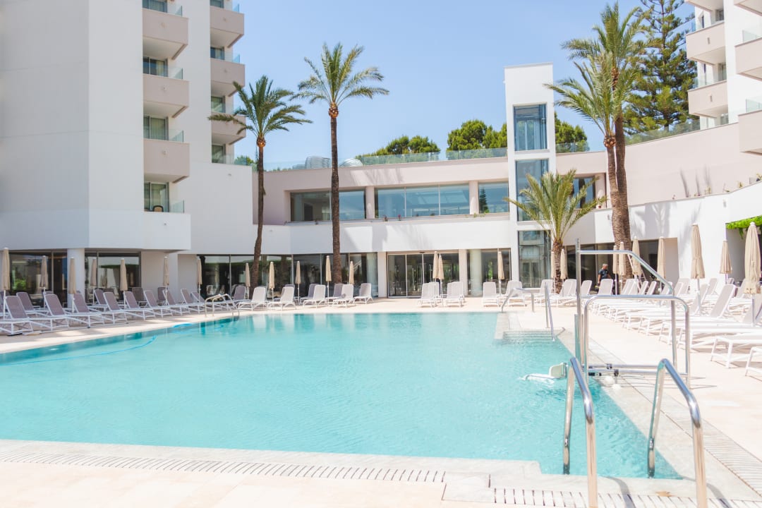 Pool Hipotels Bahia Grande